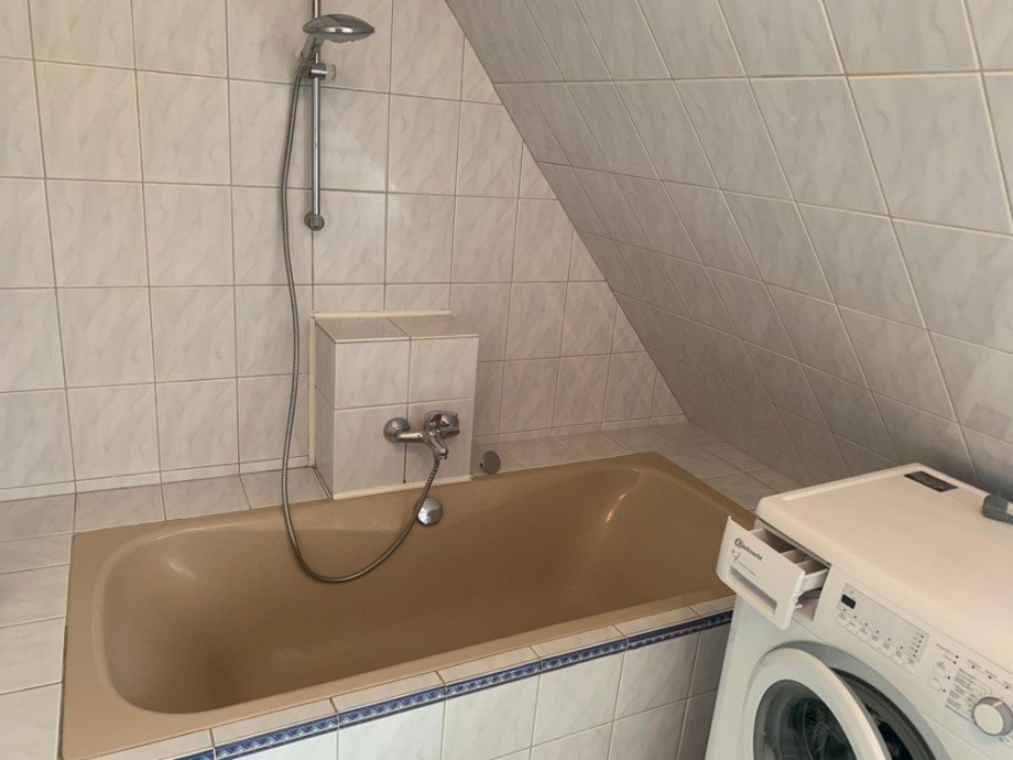 Bad OG Dachgeschosswohnung Sulingen