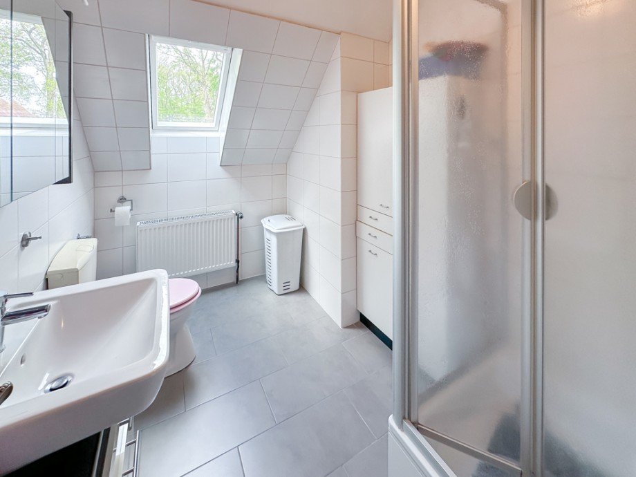 Bad OG Zweifamilienhaus Sulingen