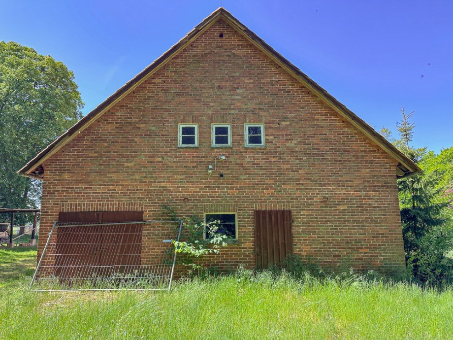 R�ckansicht ehemaliger Schweinestall Resthof Borstel / Schamwege