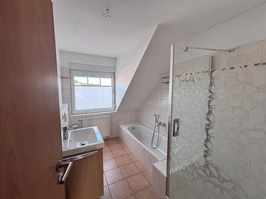 Badezimmer Doppelhaush�lfte Sulingen