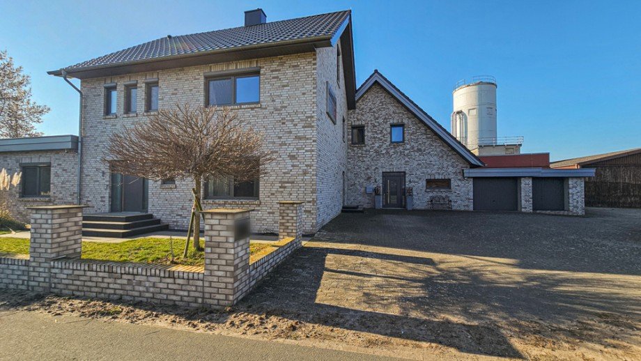  Halle / Lager / Produktion Wagenfeld