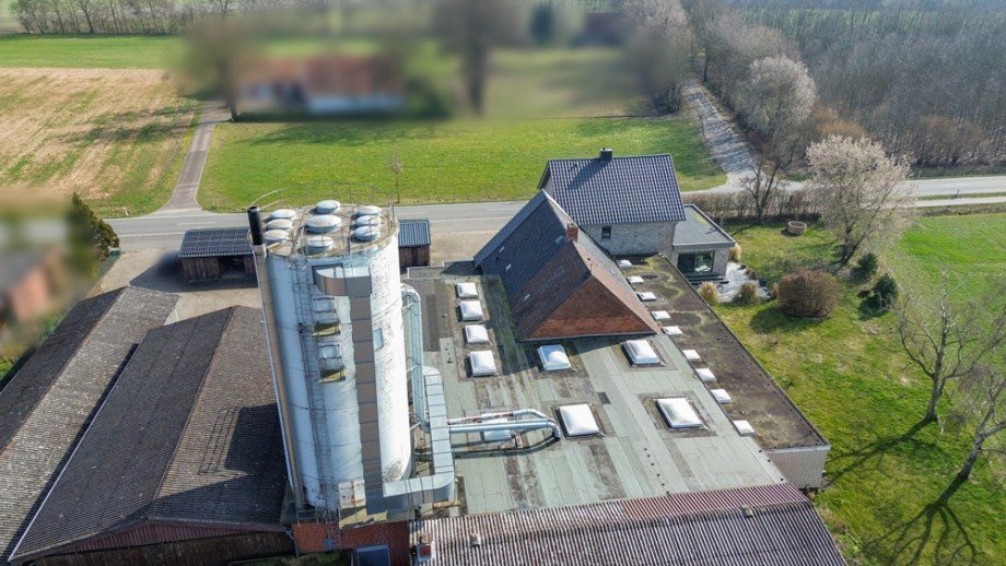  Halle / Lager / Produktion Wagenfeld