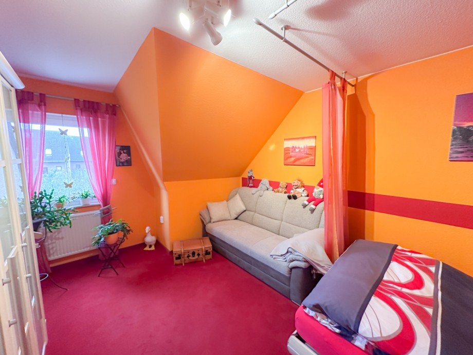 Zimmer OG Einfamilienhaus Schwaf�rden