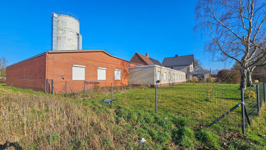  Halle / Lager / Produktion Wagenfeld