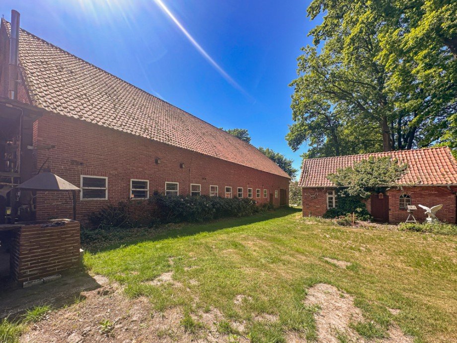 Seitenansicht hinten Resthof Borstel / Schamwege