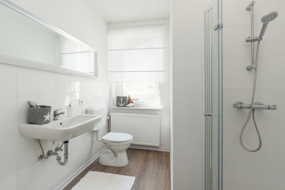 08 Bad EG Zweifamilienhaus L�hne / Gohfeld