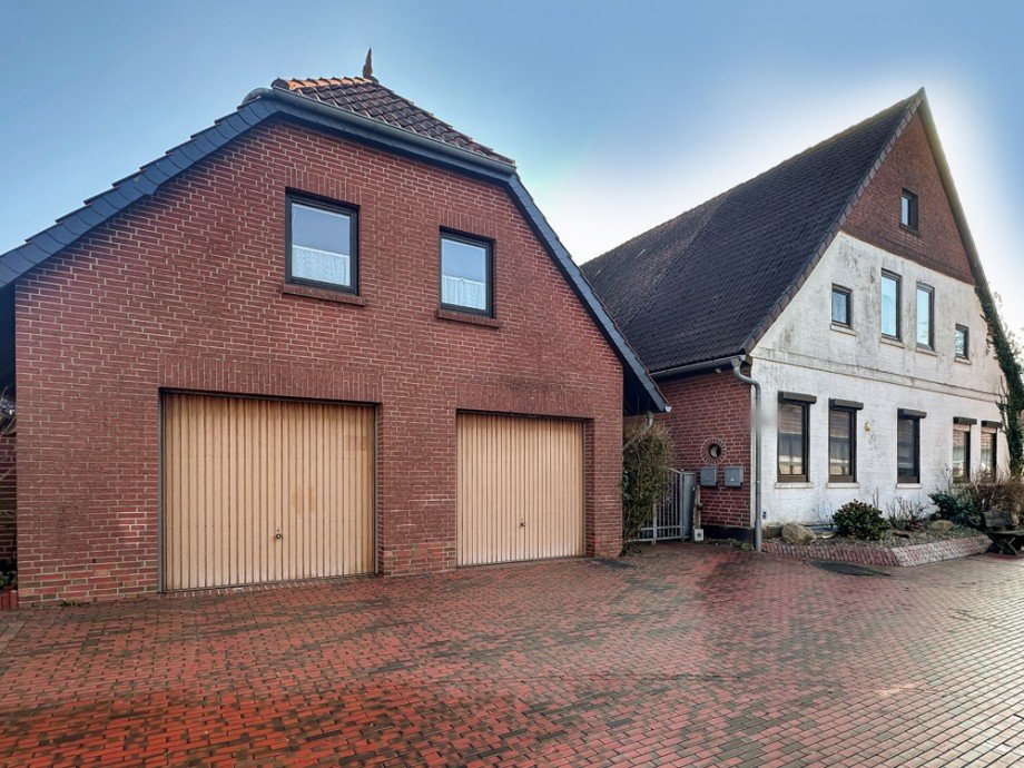 Garagen vordere Ansicht Zweifamilienhaus Sulingen