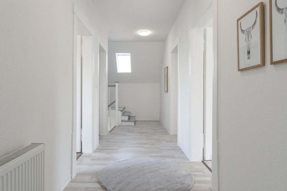 Flur OG (2) Etagenwohnung L�hne