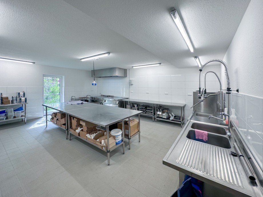 Industriek�che Zweifamilienhaus Sulingen