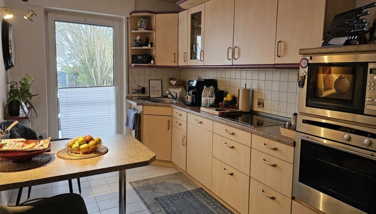  Sulingen Erdgeschosswohnung RESERVIERT! Gro�z�gige Erdgeschosswohnung mit 2 Zimmern, Balkon und PKW-Stellplatz