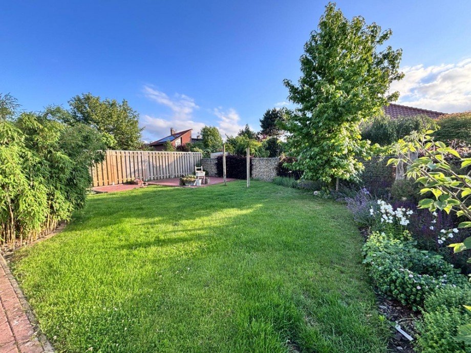 Garten Doppelhaush�lfte Sulingen